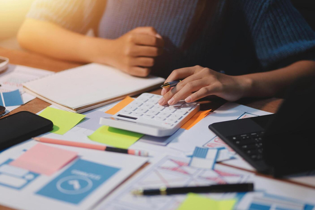 الخدمات المصرفية والمالية